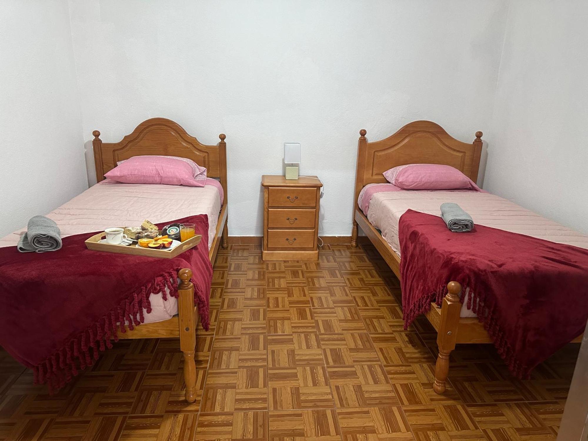 Casa Rosa Ribeira Brava
